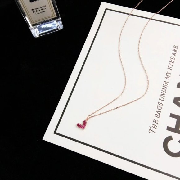 NEW Rose Gold Diamond Heart Necklace - Picture 2 of 6